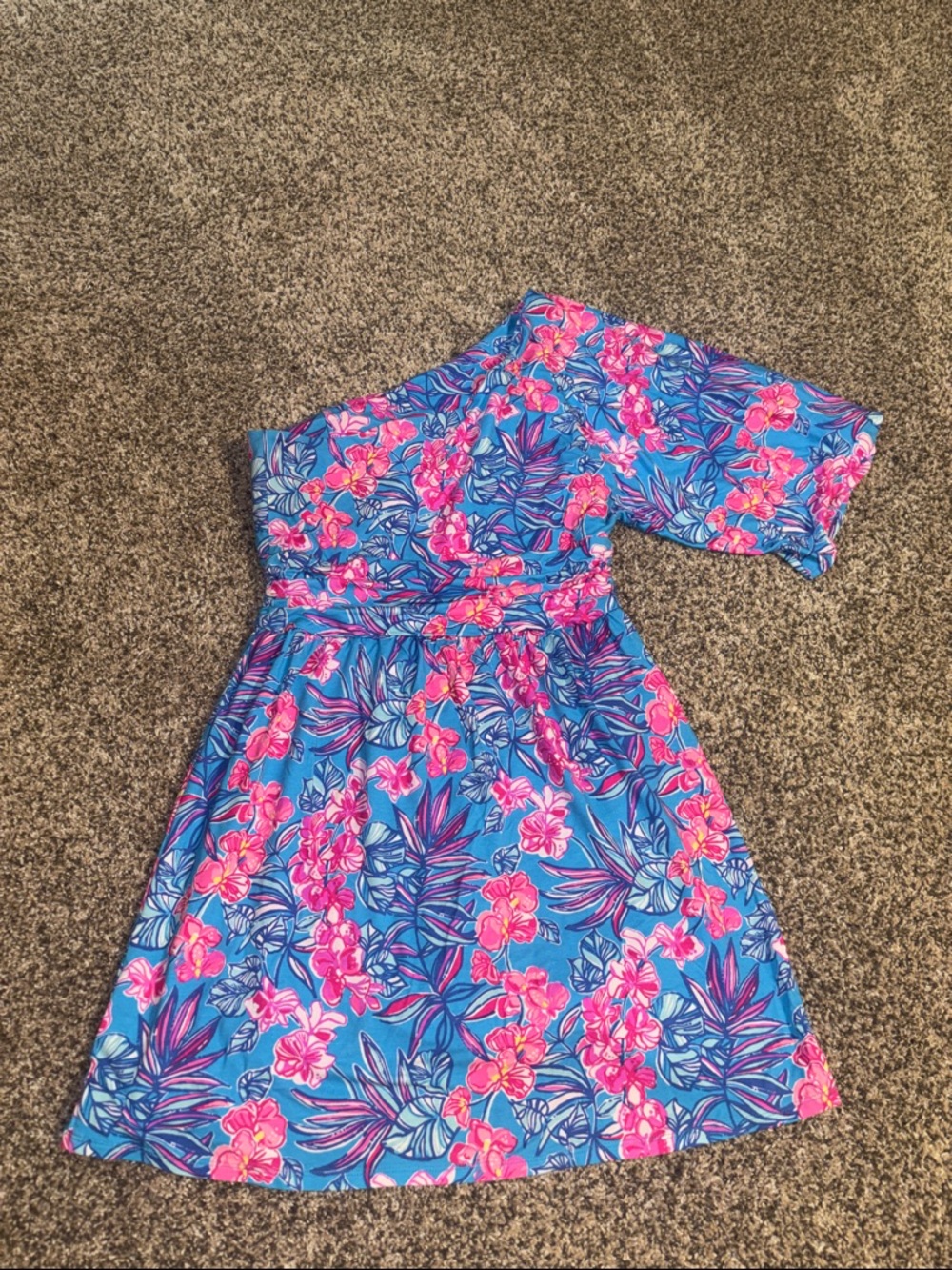 LIKE NEW! Lilly Pulitzer Niki one-shoulder Romper! - Picture 4 of 6